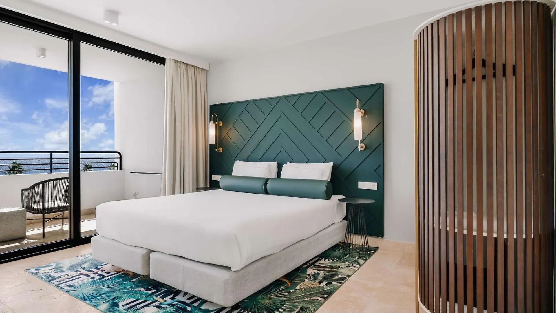 Station touristique Mangrove Beach Corendon Curacao All-Inclusive Resort, Curio Willemstad