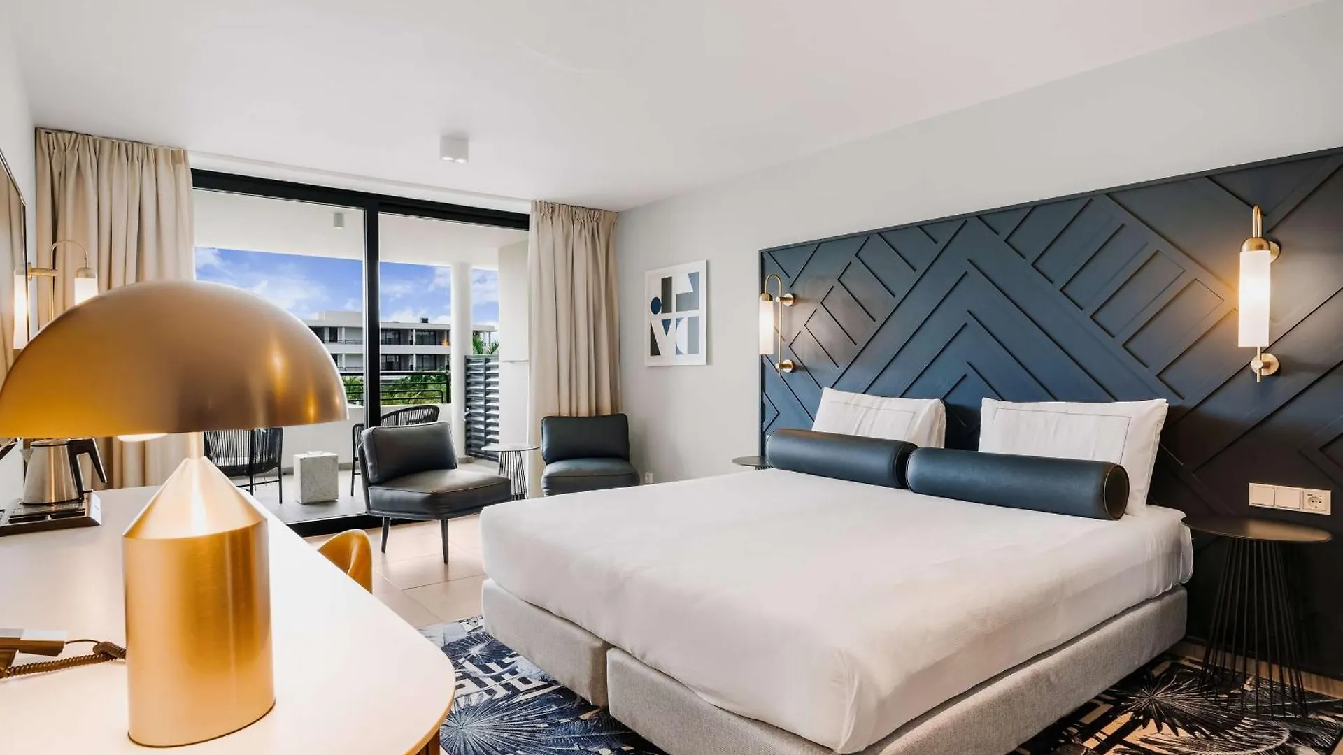 Mangrove Beach Corendon Curacao All-Inclusive Resort, Curio Willemstad 4*,  Curaçao