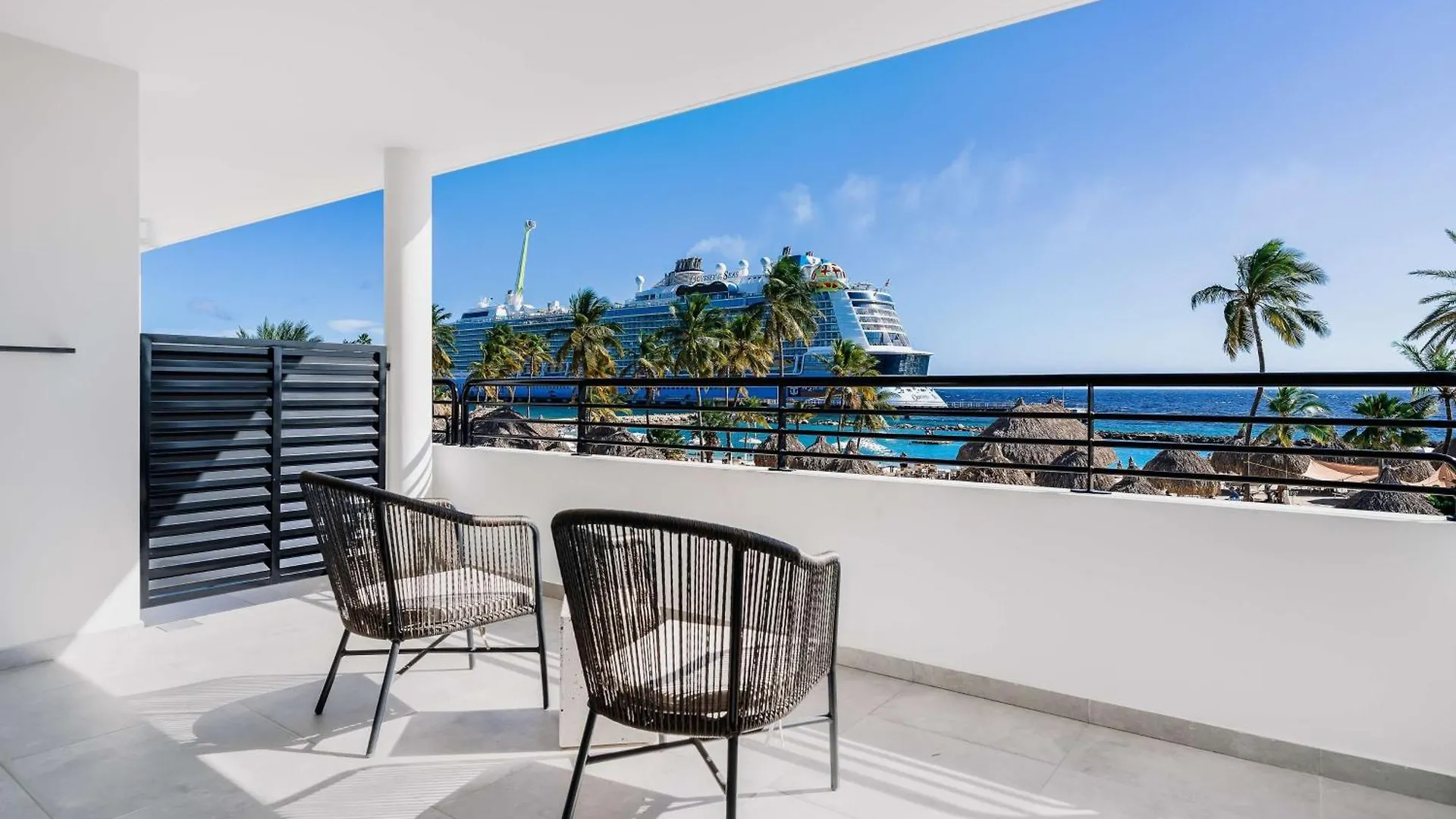Mangrove Beach Corendon Curacao All-Inclusive Resort, Curio Willemstad Station touristique