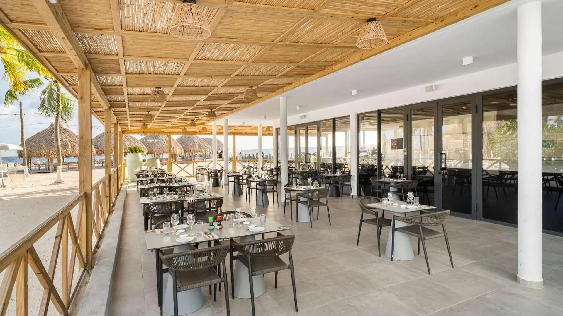 Mangrove Beach Corendon Curacao All-Inclusive Resort, Curio Willemstad