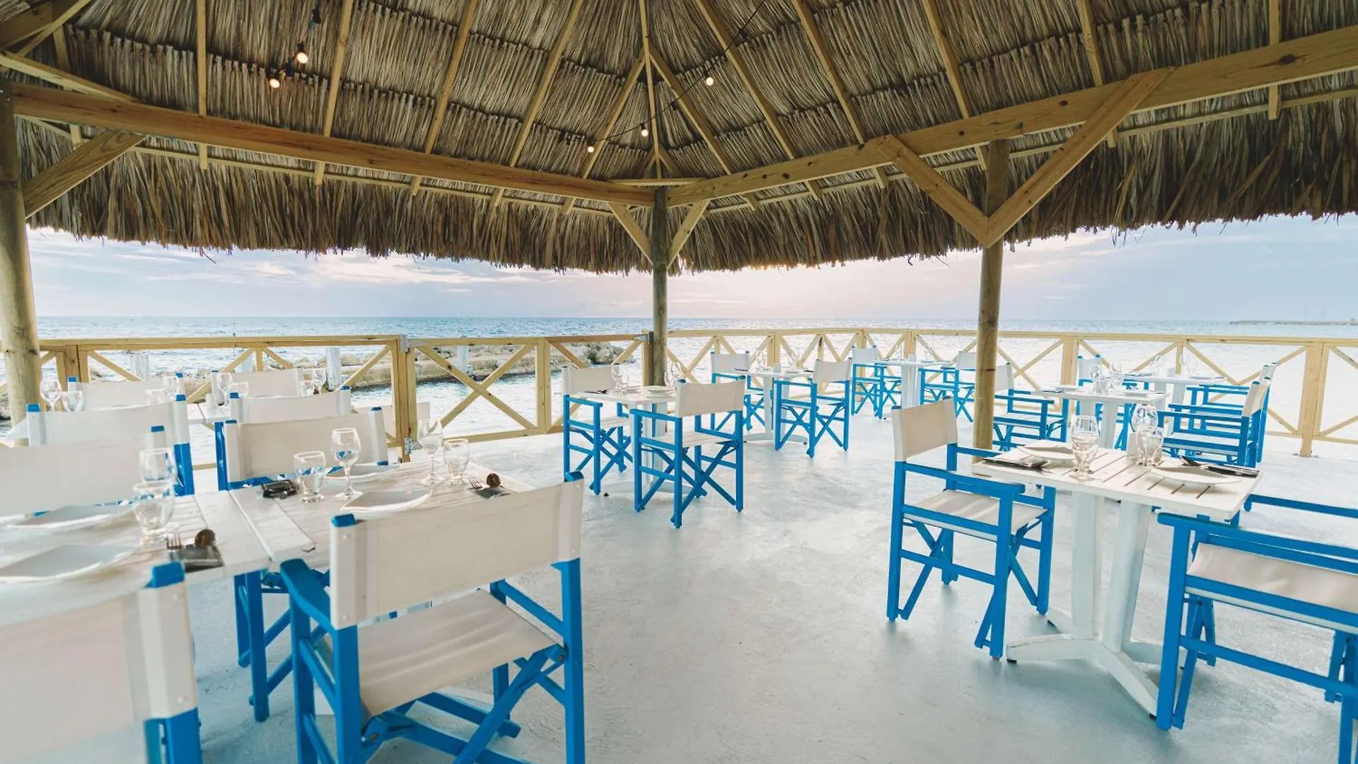 Mangrove Beach Corendon Curacao All-Inclusive Resort, Curio Willemstad Curaçao