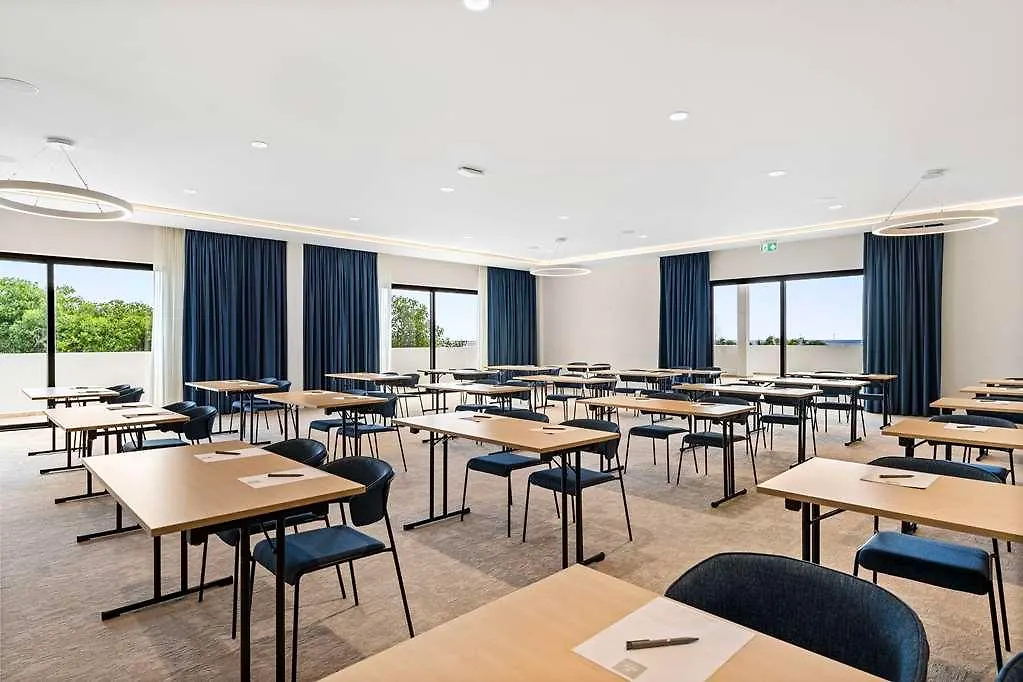 Mangrove Beach Corendon Curacao All-Inclusive Resort, Curio By Hilton Willemstad Semesteranläggning (resort)