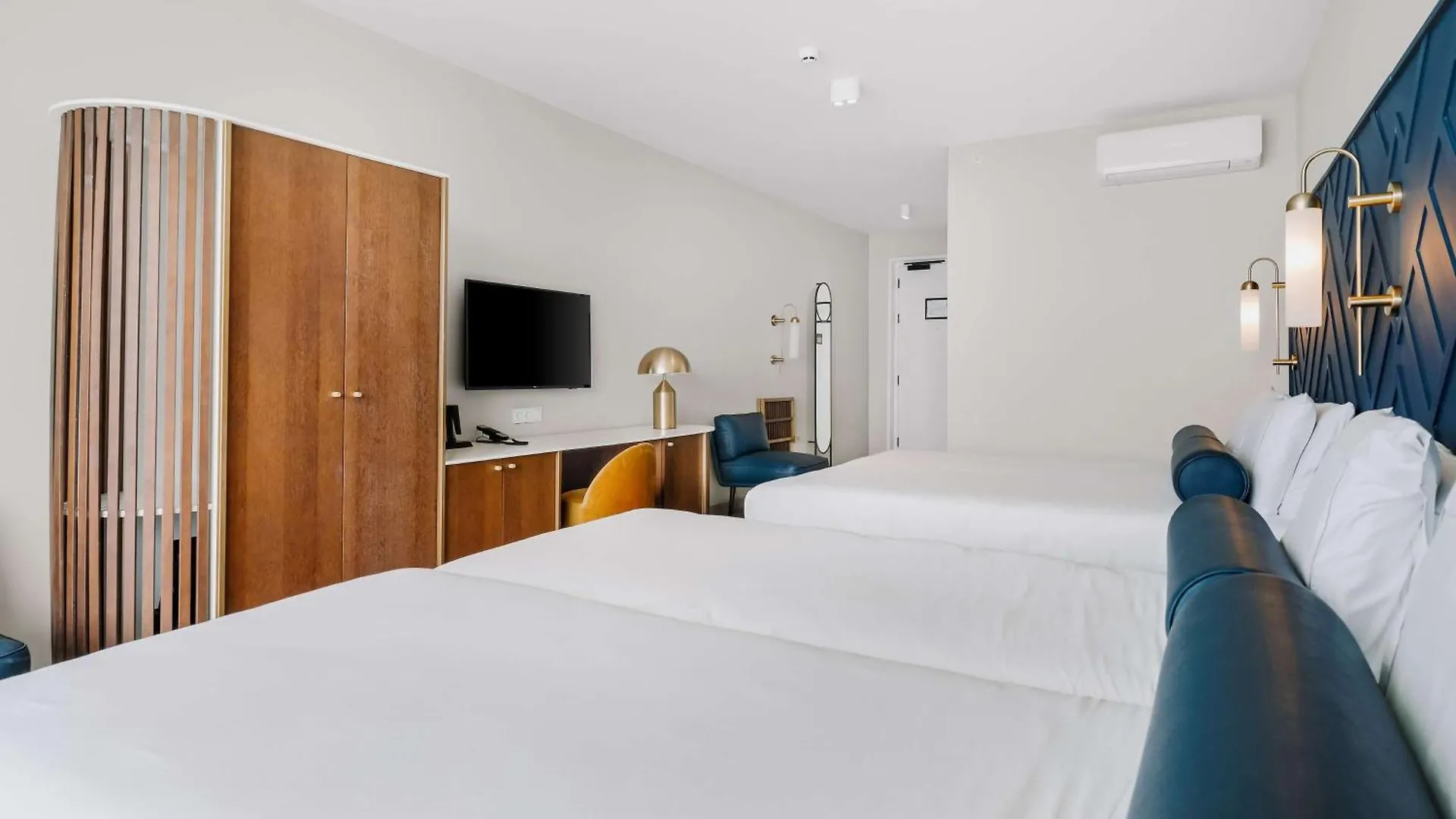 Rezort Mangrove Beach Corendon Curacao All-Inclusive Resort, Curio Willemstad