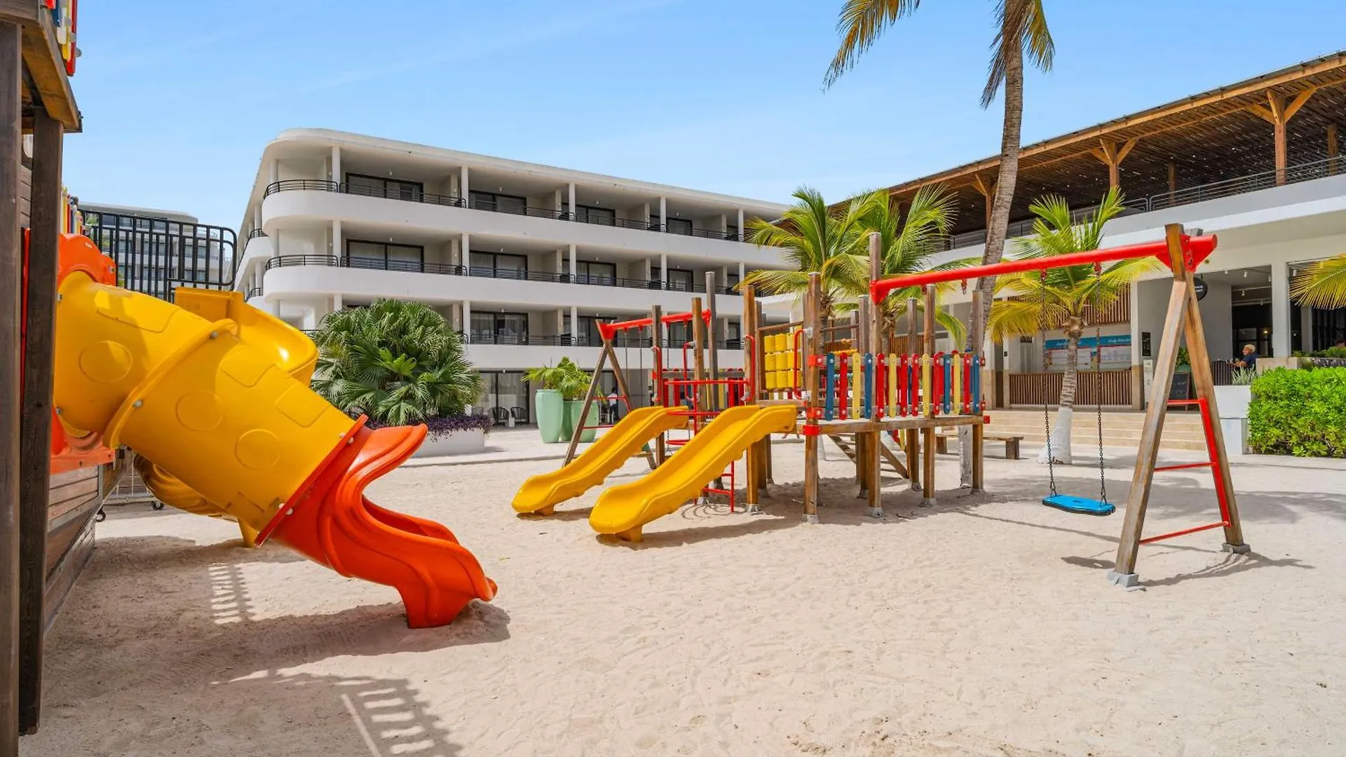 Mangrove Beach Corendon Curacao All-Inclusive Resort, Curio Willemstad