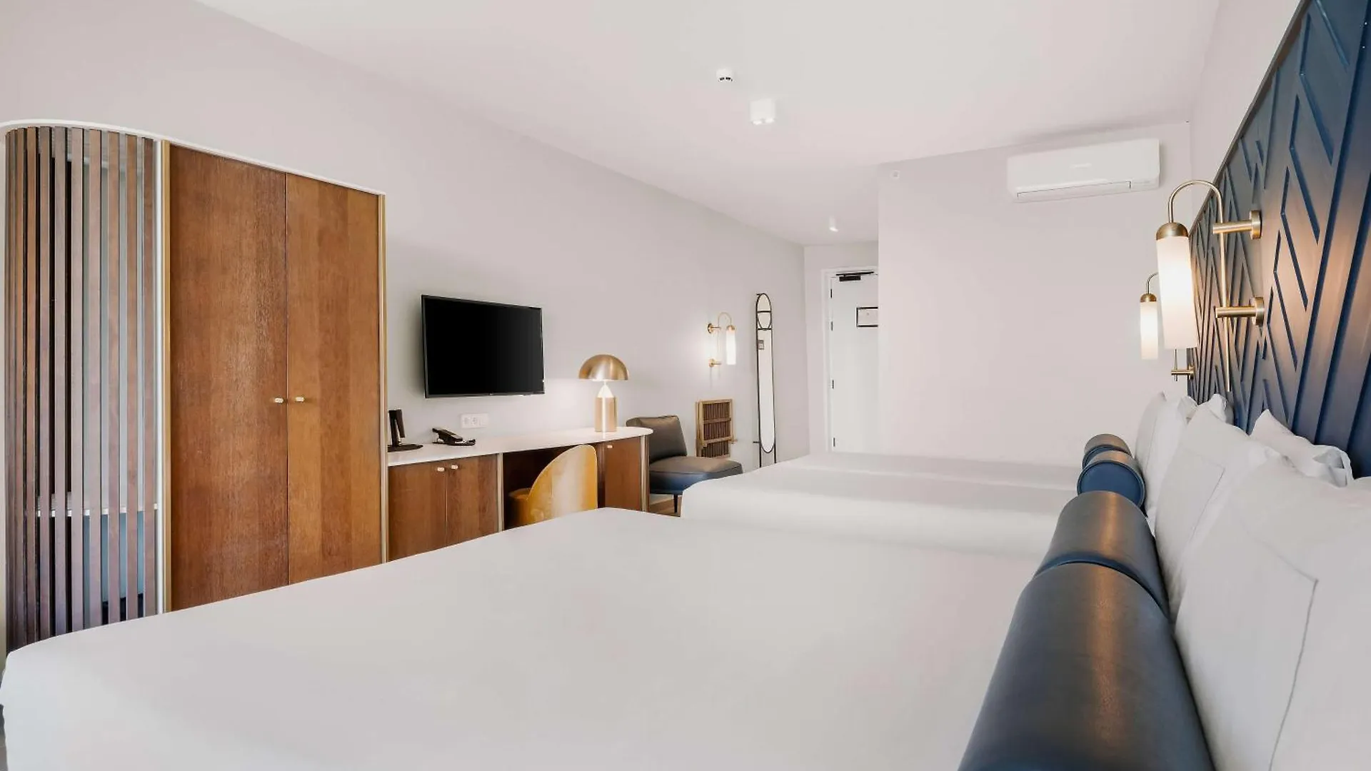 Resort Mangrove Beach Corendon Curacao All-Inclusive Resort, Curio Willemstad