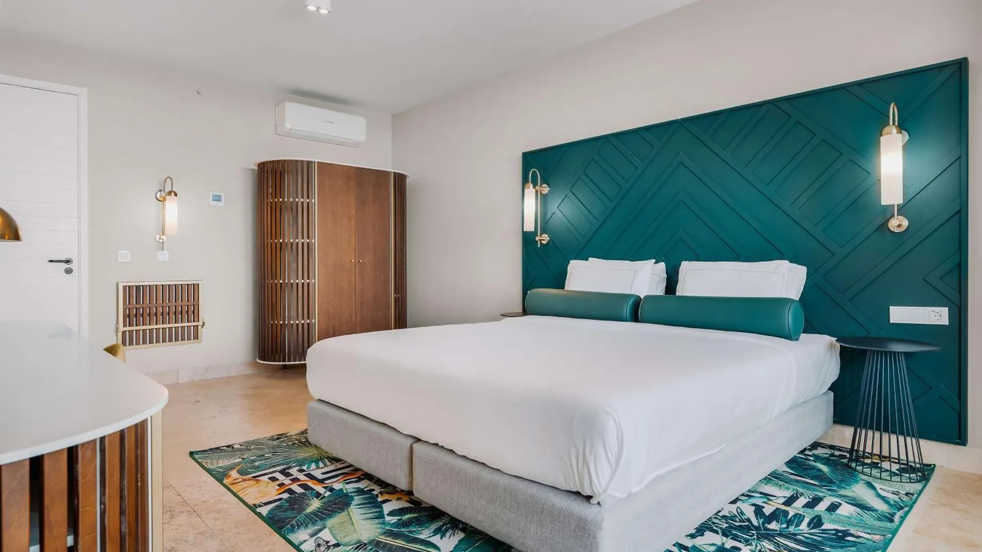 Mangrove Beach Corendon Curacao All-Inclusive Resort, Curio By Hilton Willemstad 4*,  Curaçao